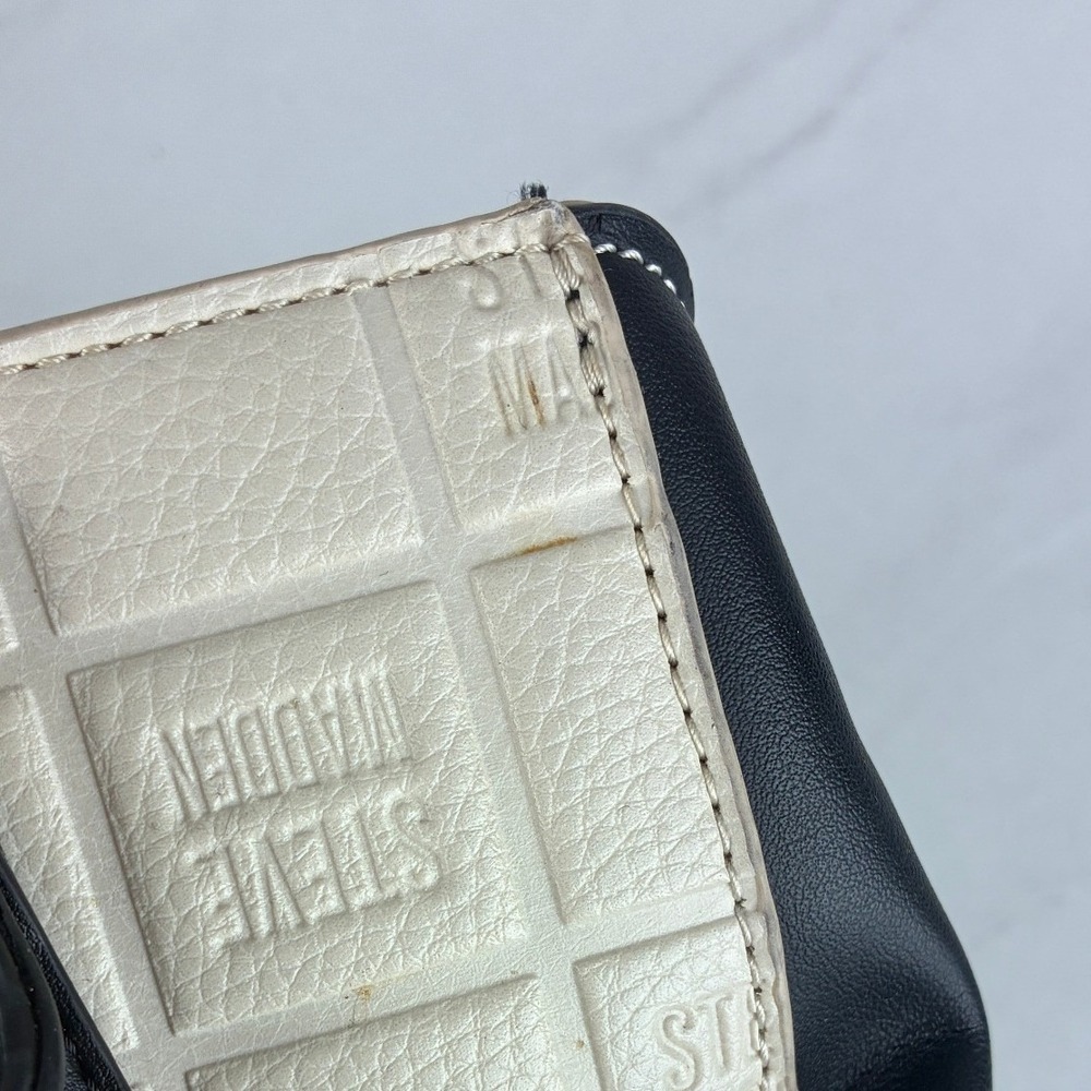 Steve Madden Cream Black Embossed Logo Satchel Bag Double Handles - Picture 12 of 12